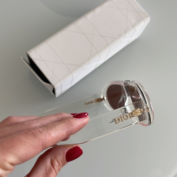 ❌❌ DIOR OBLIQUE SHIELD SUNGLASSES - Picture 5 of 7